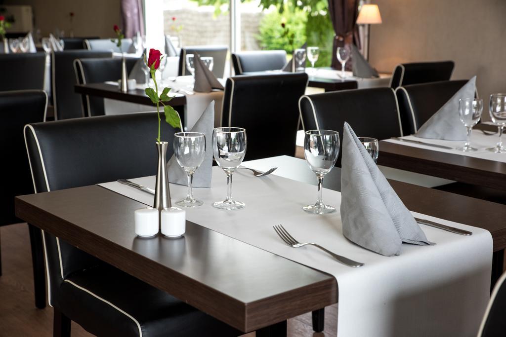 Logis Hotel Restaurant Des Chateaux Azay-le-Rideau Exteriér fotografie