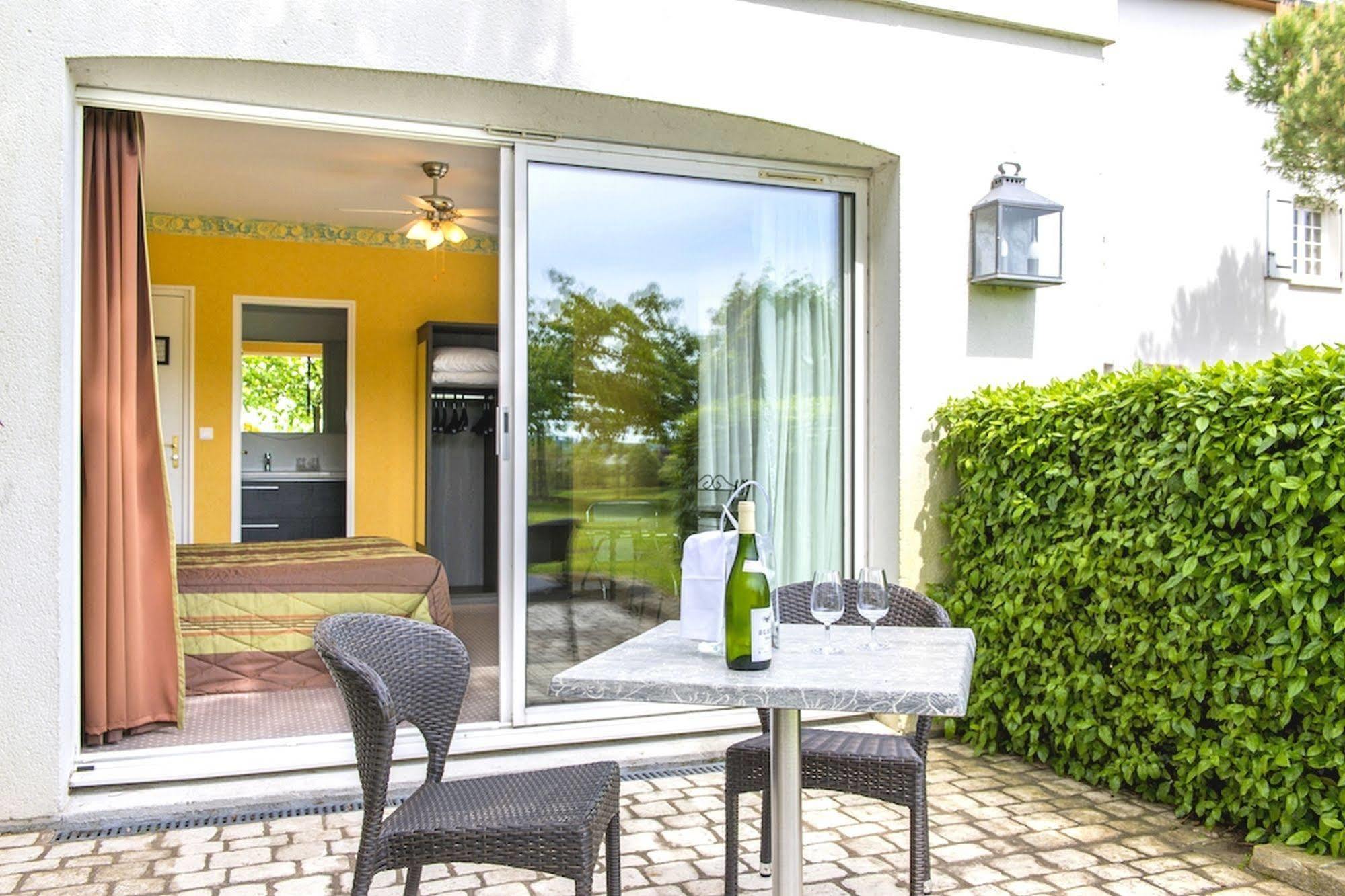 Logis Hotel Restaurant Des Chateaux Azay-le-Rideau Exteriér fotografie